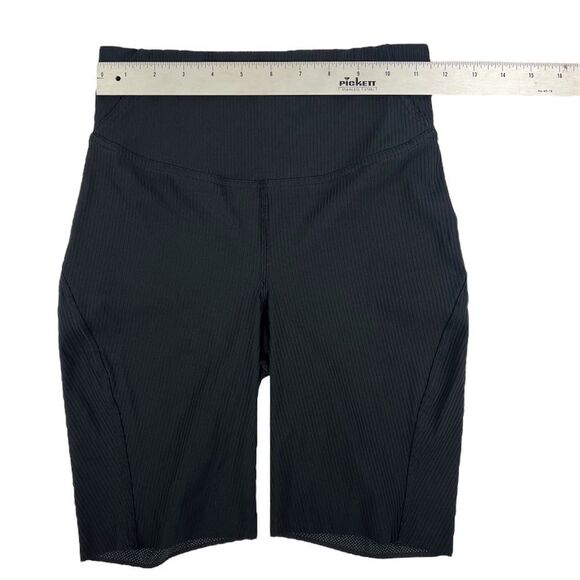 Lululemon Base Pace 8” High Rise Black Ribbed Shorts 4 - Picture 4 of 8